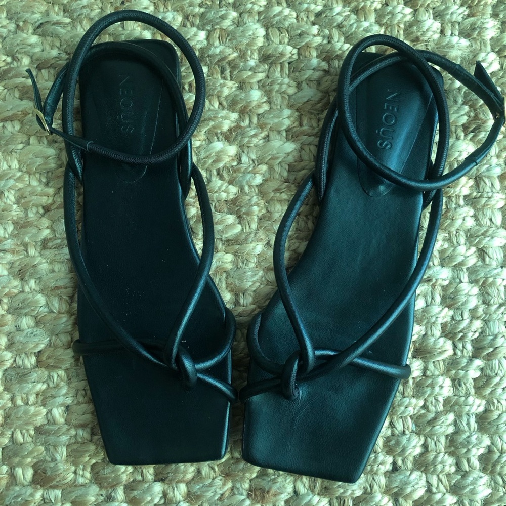 Neous Black Leather Minimalist Sandal. Size 38